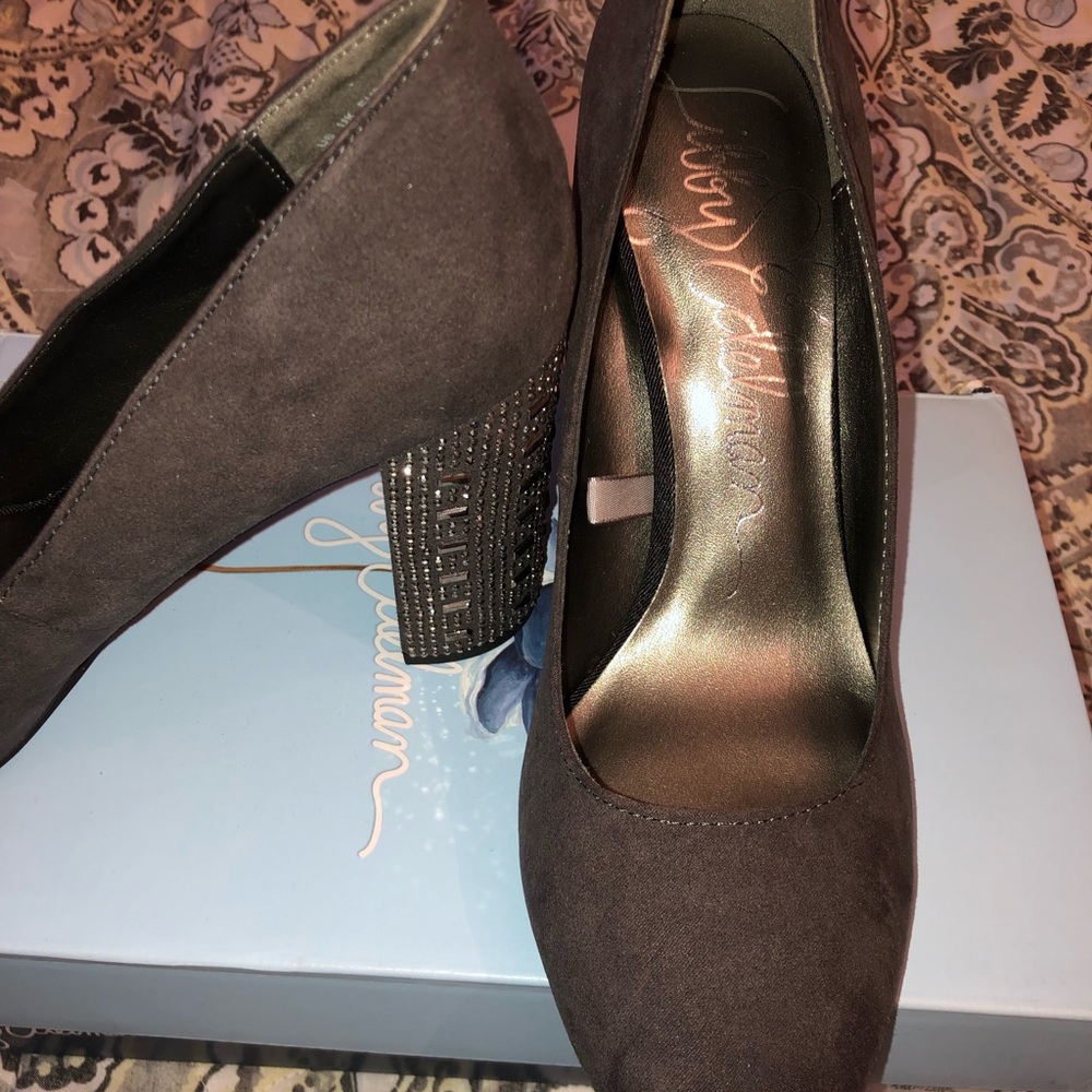 Shoes - Picture 3 of 3